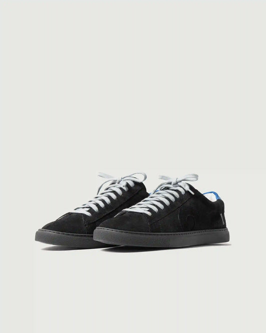 Low 1 | Core Black